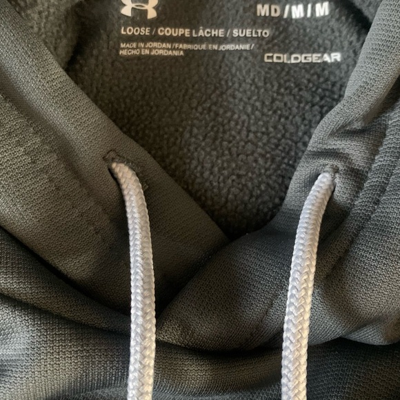 Under Armour Hoodie medium  Loose Cold Gear Sweatshirt Top - Picture 2 of 6